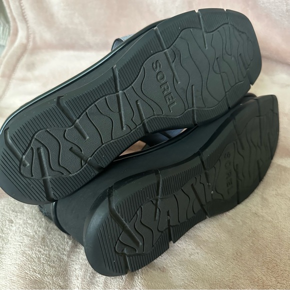 Sorel Joanie III Sport Strap Sandal - Picture 6 of 11